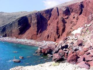 santorini-redbeach-1
