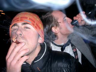 smoke this shit