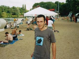 die SchizoBBQ Henne